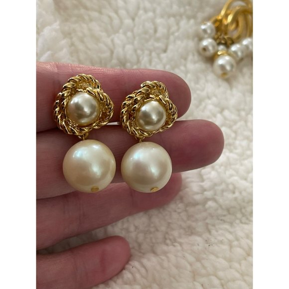 Vintage Gold Tone White Dangle Bead Clip-On Earrings - 2 Pairs - Picture 3 of 13